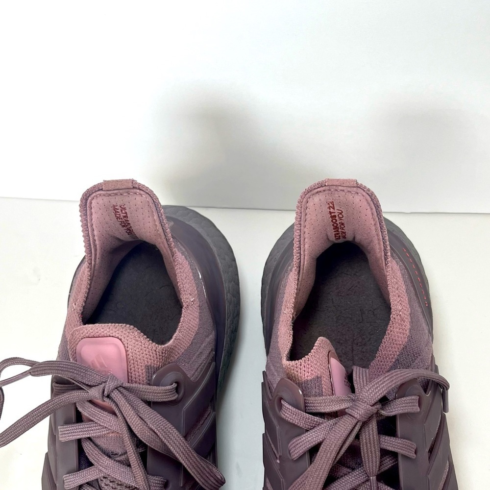 Adidas Ultraboost 22 Women’s Running Shoes Size 7.5 Purple Exercise Walking - Picture 7 of 10